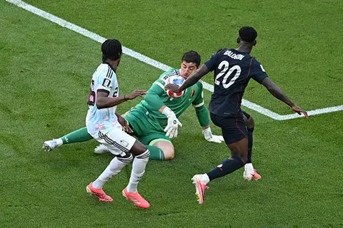 مشاركة بالوجان لم تُنقذ أمريكا.. بلجيكا إلى ربع نهائي كأس العالم
